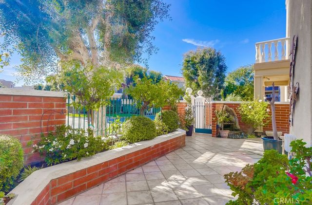 6172 Eaglecrest, Huntington Beach, CA 92648