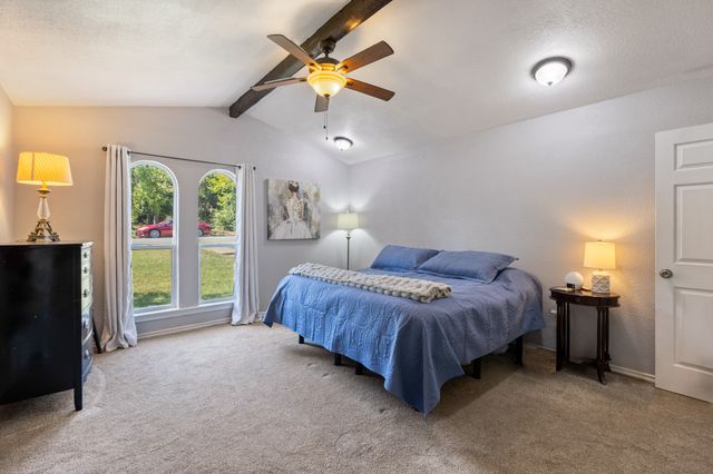 4825 Barnett Street, Fort Worth, TX 76103