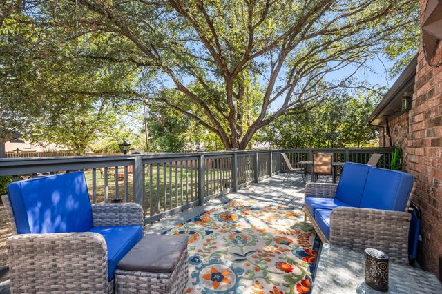 4825 Barnett Street, Fort Worth, TX 76103