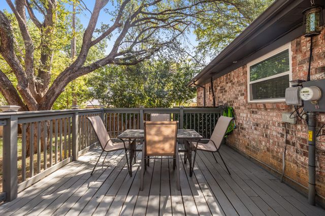 4825 Barnett Street, Fort Worth, TX 76103