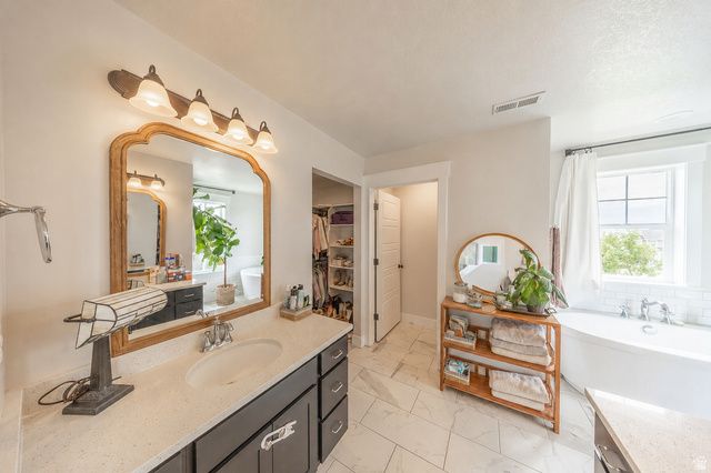 1944 W JOSEPH ACRES RD, Kaysville, UT 84037