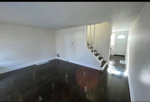 113 E 37th Place, Chicago, IL 60653