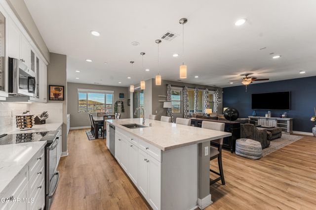 3993 Saddle Drive, Palmdale, CA 93551