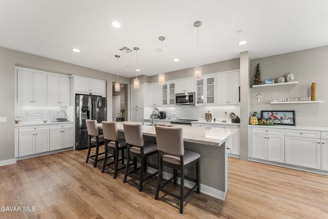 3993 Saddle Drive, Palmdale, CA 93551