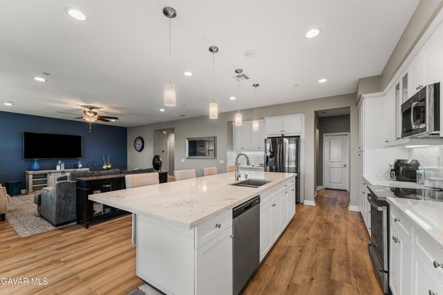 3993 Saddle Drive, Palmdale, CA 93551