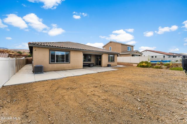 3993 Saddle Drive, Palmdale, CA 93551