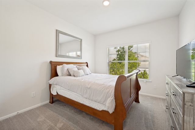 14065 Ilderton Street, Pilot Point, TX 76258