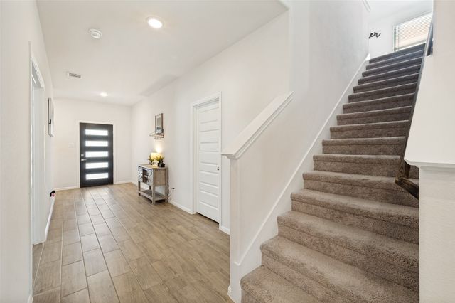 14065 Ilderton Street, Pilot Point, TX 76258
