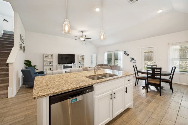 14065 Ilderton Street, Pilot Point, TX 76258