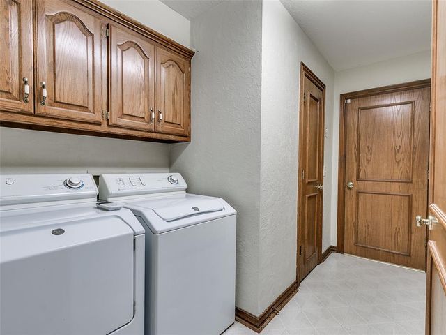 15500 Blue Mesa Drive, Edmond, OK 73013