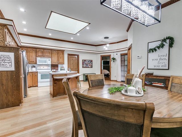 15500 Blue Mesa Drive, Edmond, OK 73013