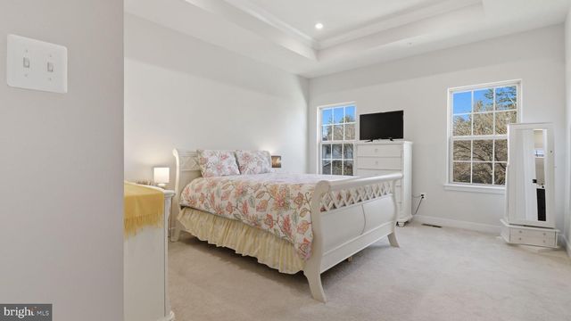 9640 NATURE TRL, Montgomery Village, MD 20886