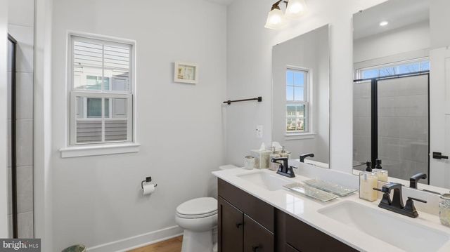 9640 NATURE TRL, Montgomery Village, MD 20886