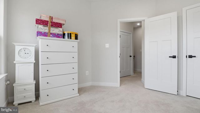 9640 NATURE TRL, Montgomery Village, MD 20886