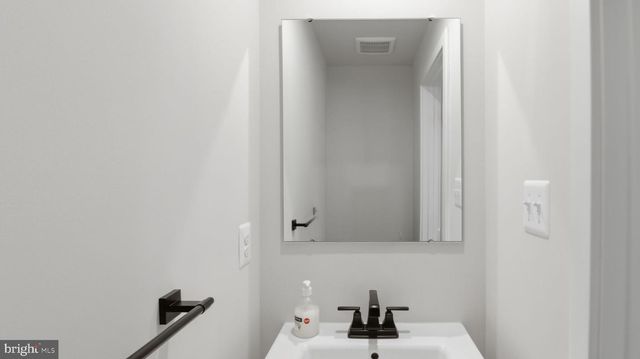 9640 NATURE TRL, Montgomery Village, MD 20886