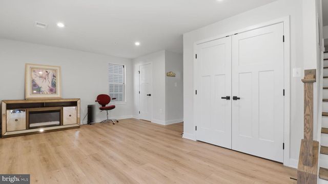 9640 NATURE TRL, Montgomery Village, MD 20886