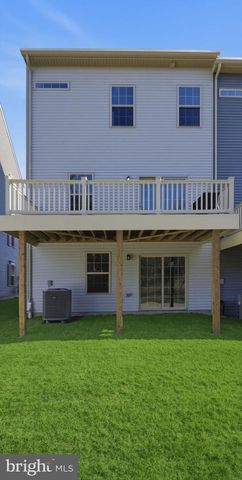 9640 NATURE TRL, Montgomery Village, MD 20886