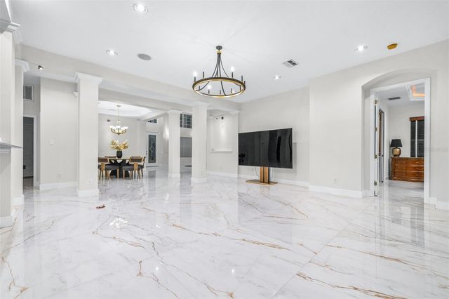 10102 DEERCLIFF DRIVE, Tampa, FL 33647