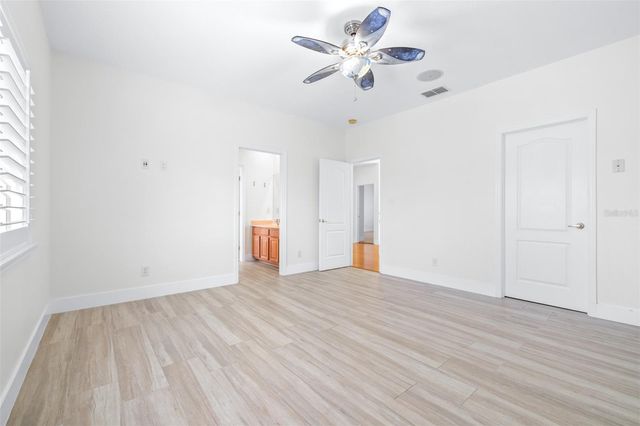 10102 DEERCLIFF DRIVE, Tampa, FL 33647