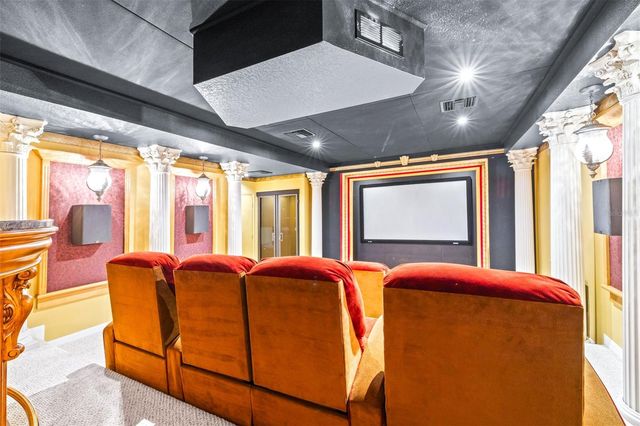 10102 DEERCLIFF DRIVE, Tampa, FL 33647