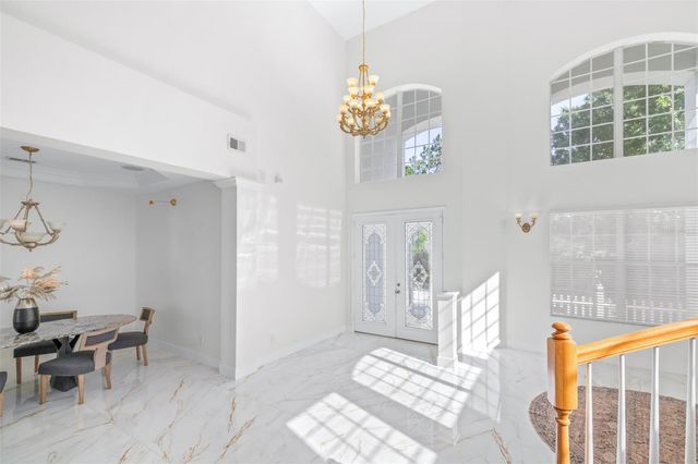 10102 DEERCLIFF DRIVE, Tampa, FL 33647