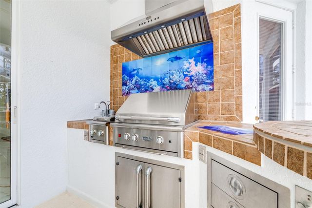 10102 DEERCLIFF DRIVE, Tampa, FL 33647