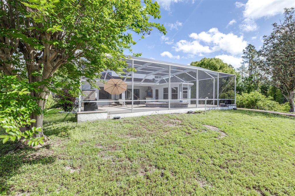 Image 66 of property listing at 10102 DEERCLIFF DRIVE, Tampa, FL 33647
