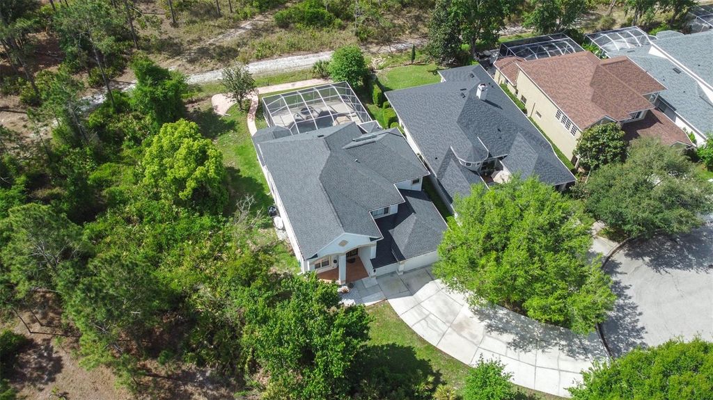 Image 69 of property listing at 10102 DEERCLIFF DRIVE, Tampa, FL 33647
