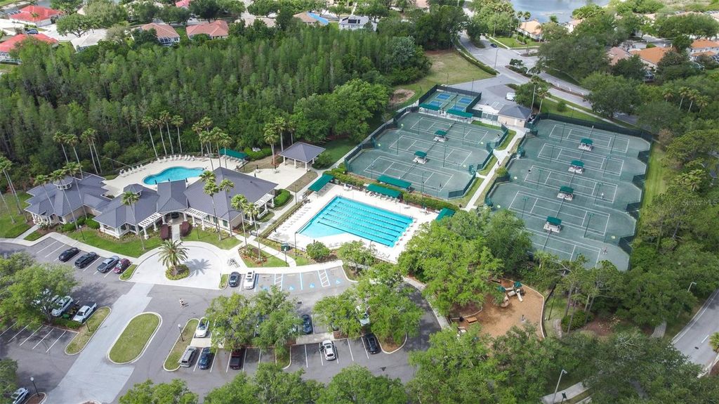 Image 79 of property listing at 10102 DEERCLIFF DRIVE, Tampa, FL 33647