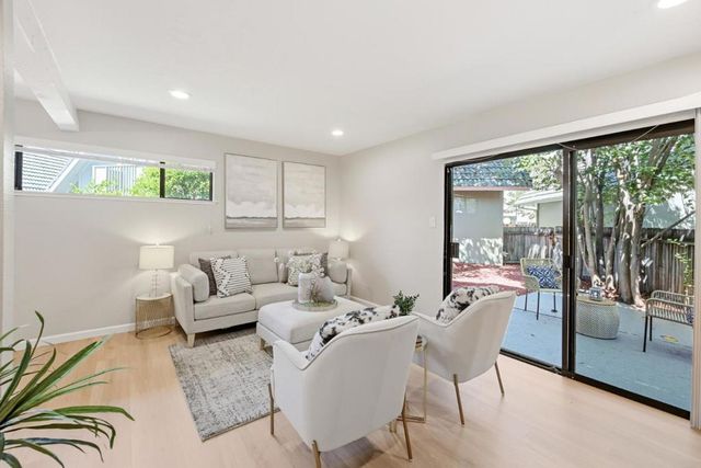1924 Silverwood Avenue, Mountain View, CA 94043