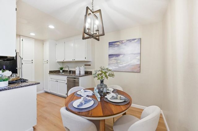 1924 Silverwood Avenue, Mountain View, CA 94043