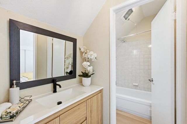 1924 Silverwood Avenue, Mountain View, CA 94043