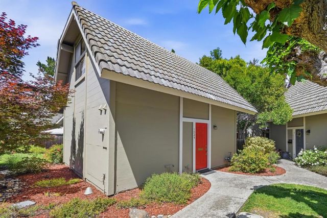 1924 Silverwood Avenue, Mountain View, CA 94043