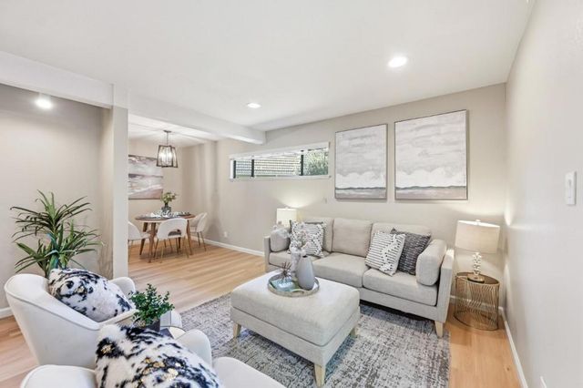 1924 Silverwood Avenue, Mountain View, CA 94043