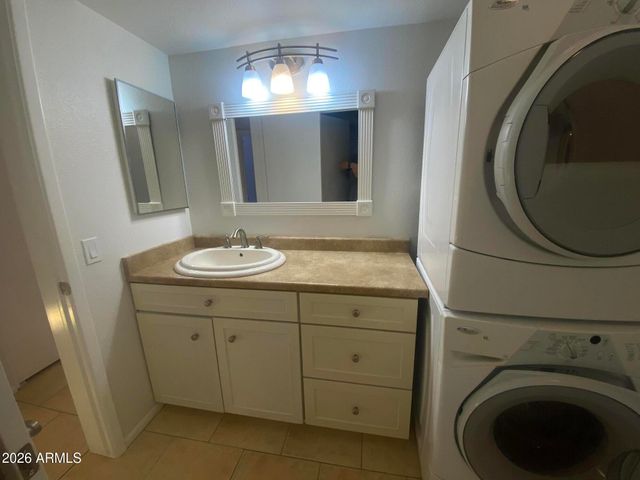 17225 N 16th Street N 3, Phoenix, AZ 85022
