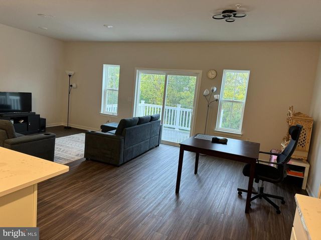 60 FOUR LEAF DR, Downingtown, PA 19335