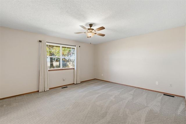 122 Bowerwood Drive, Chickasha, OK 73018