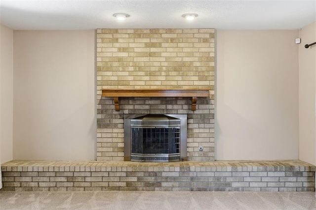 122 Bowerwood Drive, Chickasha, OK 73018