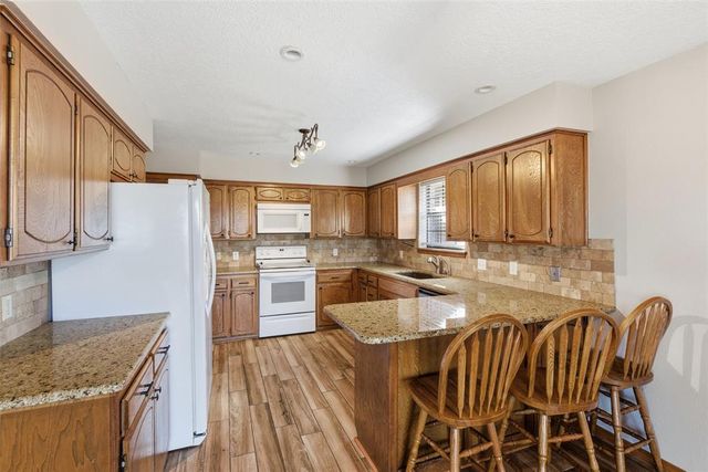 122 Bowerwood Drive, Chickasha, OK 73018