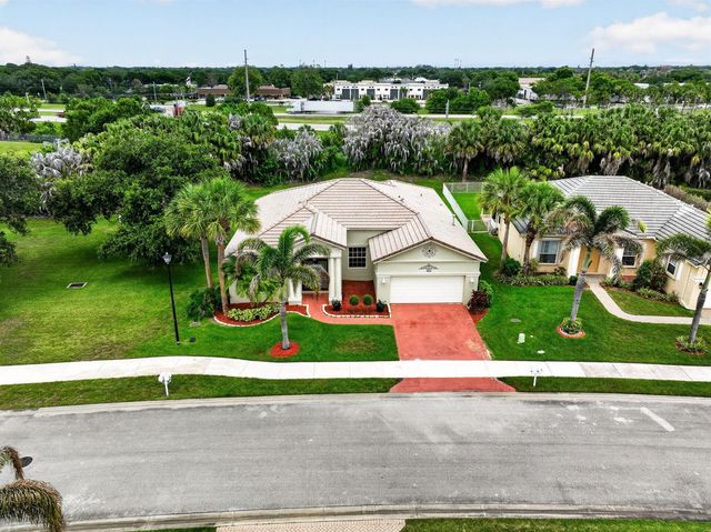 505 SW Lake Manatee Way, Port St. Lucie, FL 34986