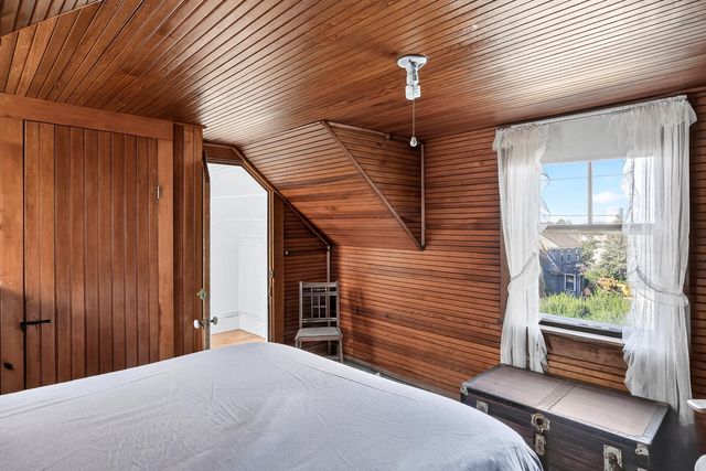 37 Pearl Street, Provincetown, MA 02657