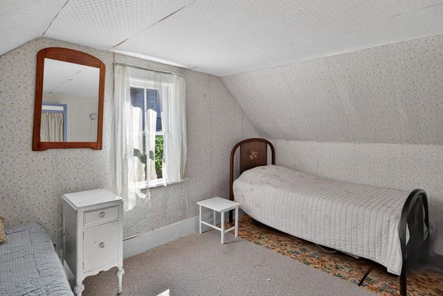 37 Pearl Street, Provincetown, MA 02657