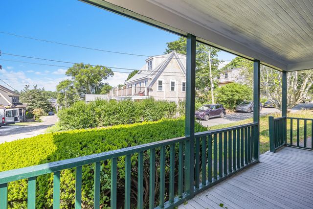 37 Pearl Street, Provincetown, MA 02657