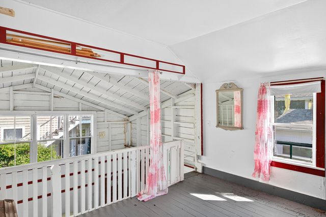 37 Pearl Street, Provincetown, MA 02657