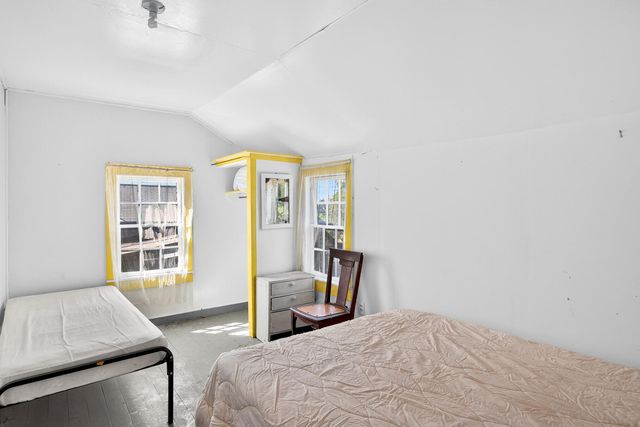 37 Pearl Street, Provincetown, MA 02657