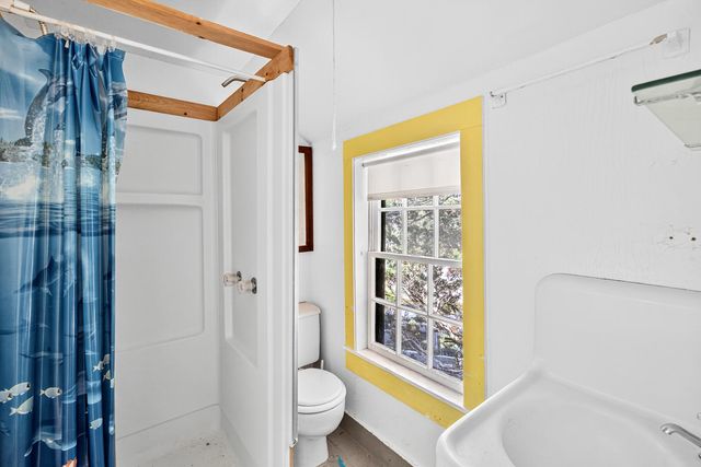 37 Pearl Street, Provincetown, MA 02657
