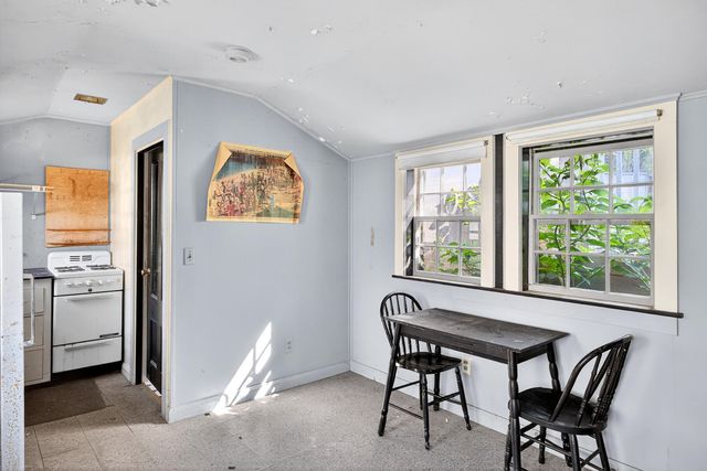 37 Pearl Street, Provincetown, MA 02657