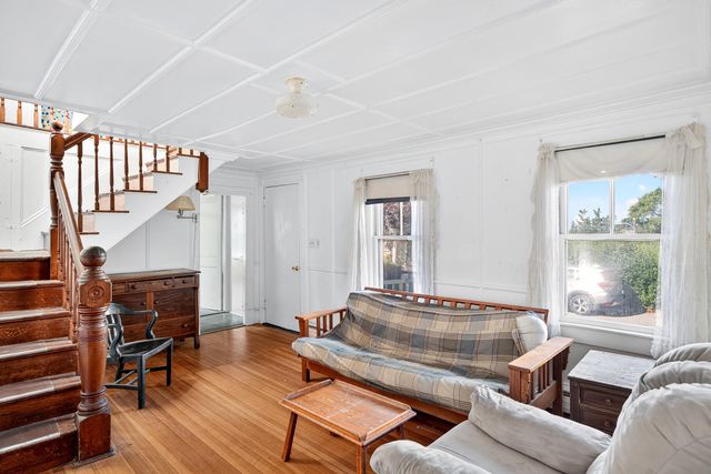 37 Pearl Street, Provincetown, MA 02657