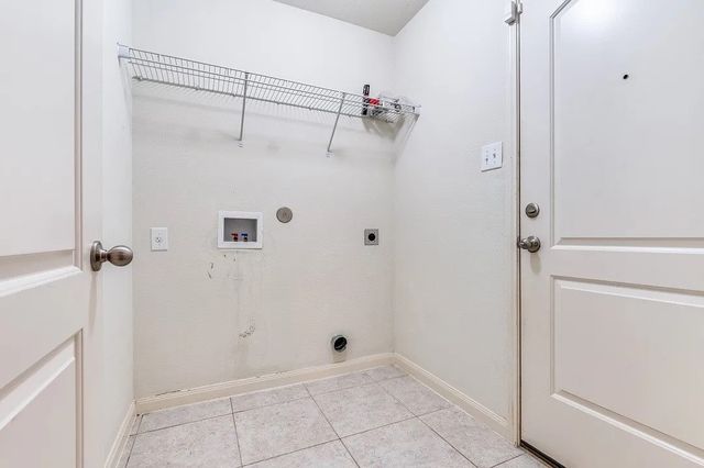 120 Mt Vernon Lane, Venus, TX 76084