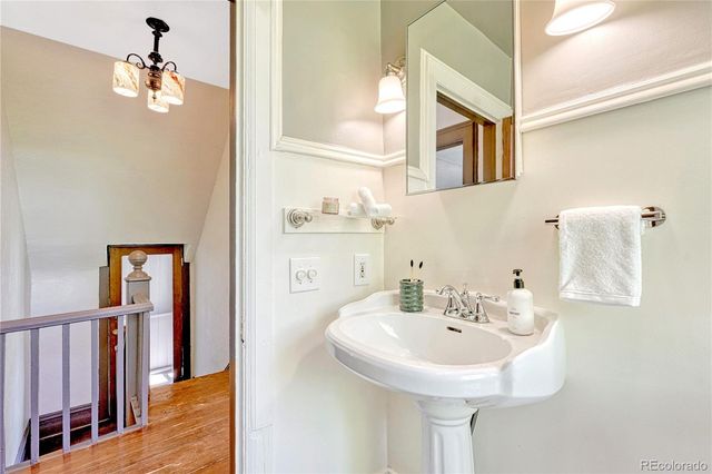 1557 Dallas Street, Aurora, CO 80010
